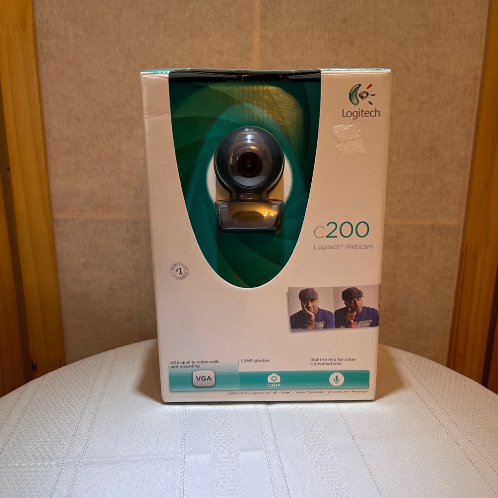 Logitech Webcam C200 USB Built-In Microphone with RightSound